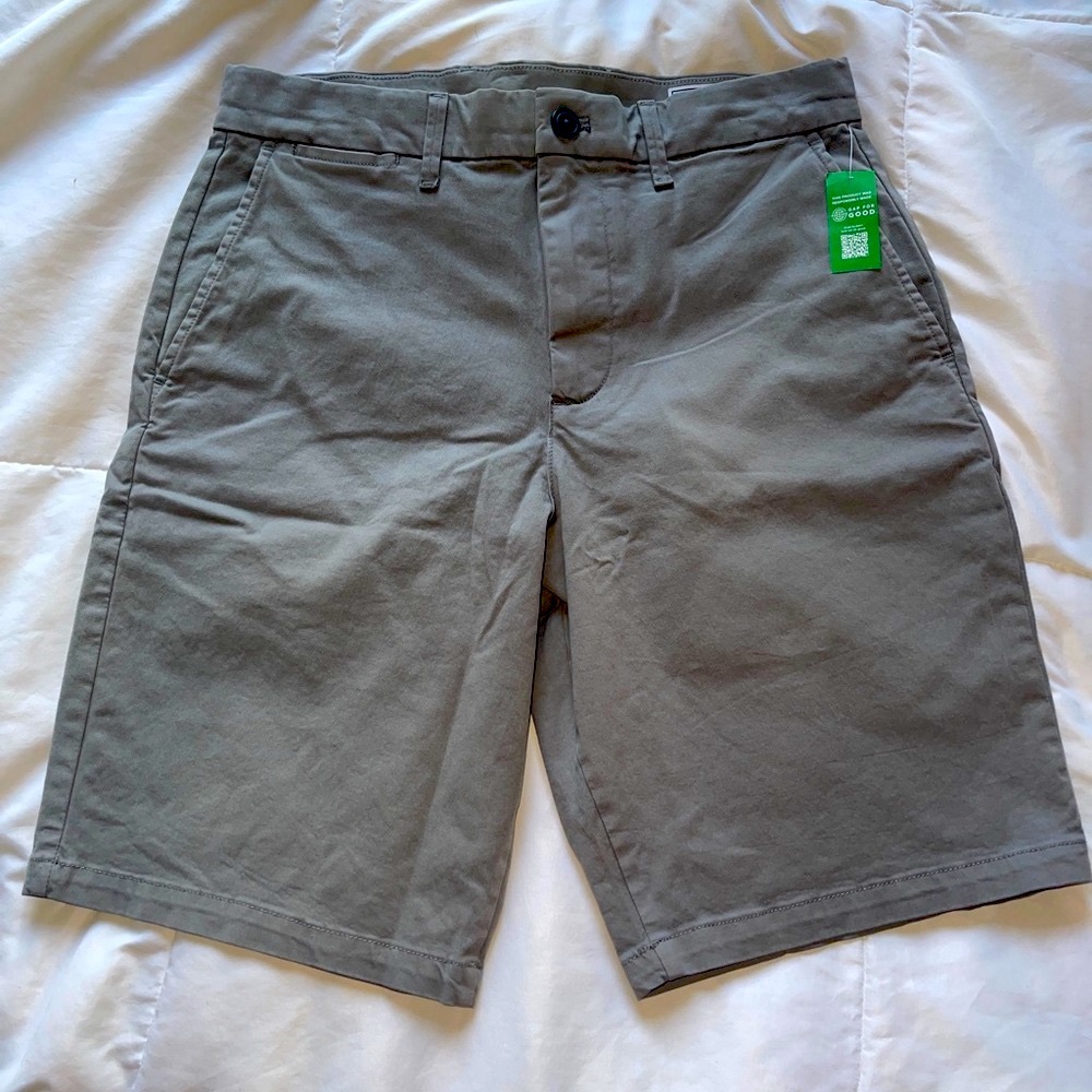 Gap 10" Vintage Shorts Mens Size 29 Gray Khaki Flat Front Pilot Grey